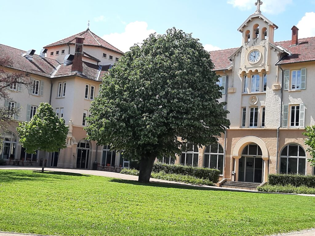 L’image actuelle n’a pas de texte alternatif. Le nom du fichier est : ST-JOSEPH-10-1-scaled.jpg